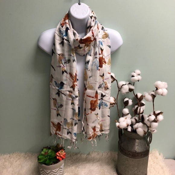 Art Studio Fringed Scarf: Hummingbird Design - Picture 3 of 5